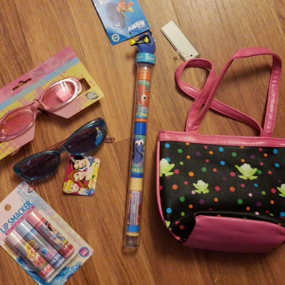little girl bundle purse sunglasses Lip Smackers